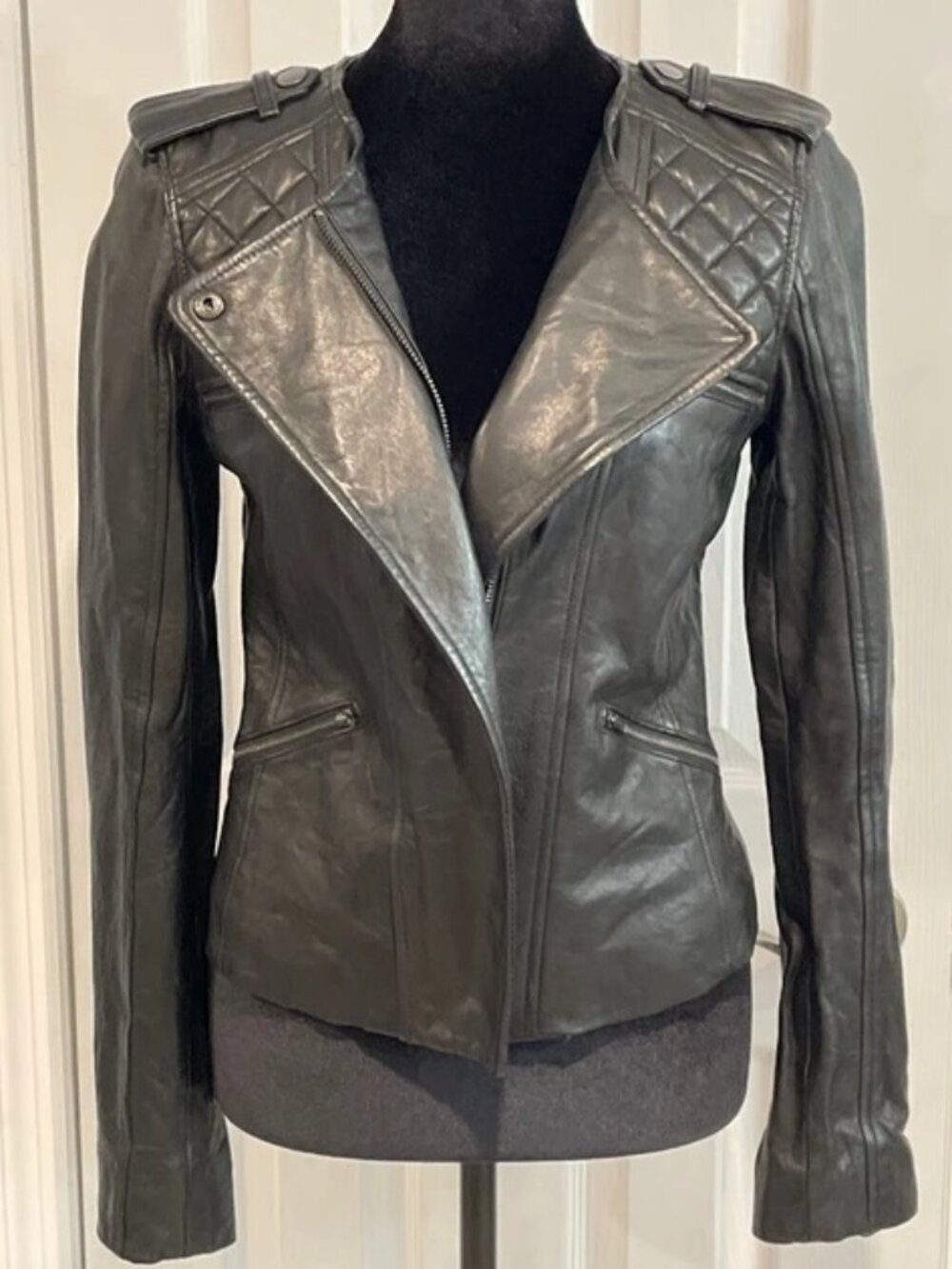 LOFT Women’s Black Genuine Leather Moto Jacket 0